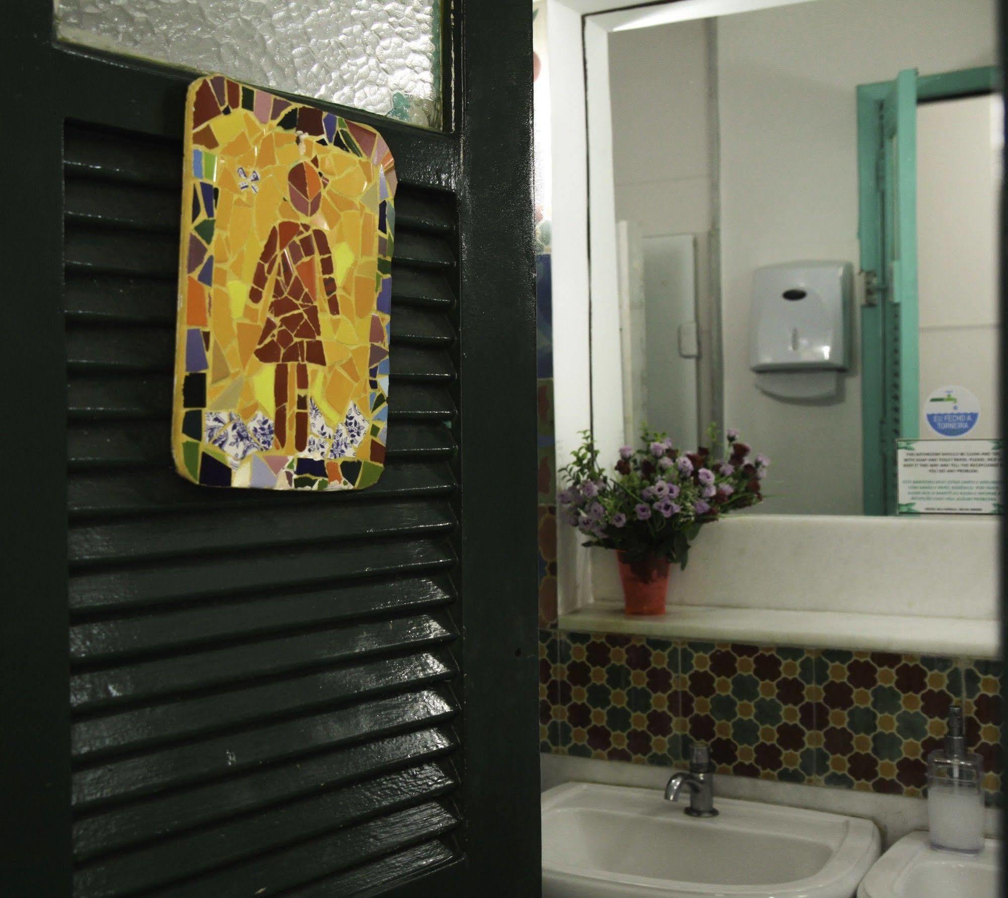 Vila Carioca Hostal *